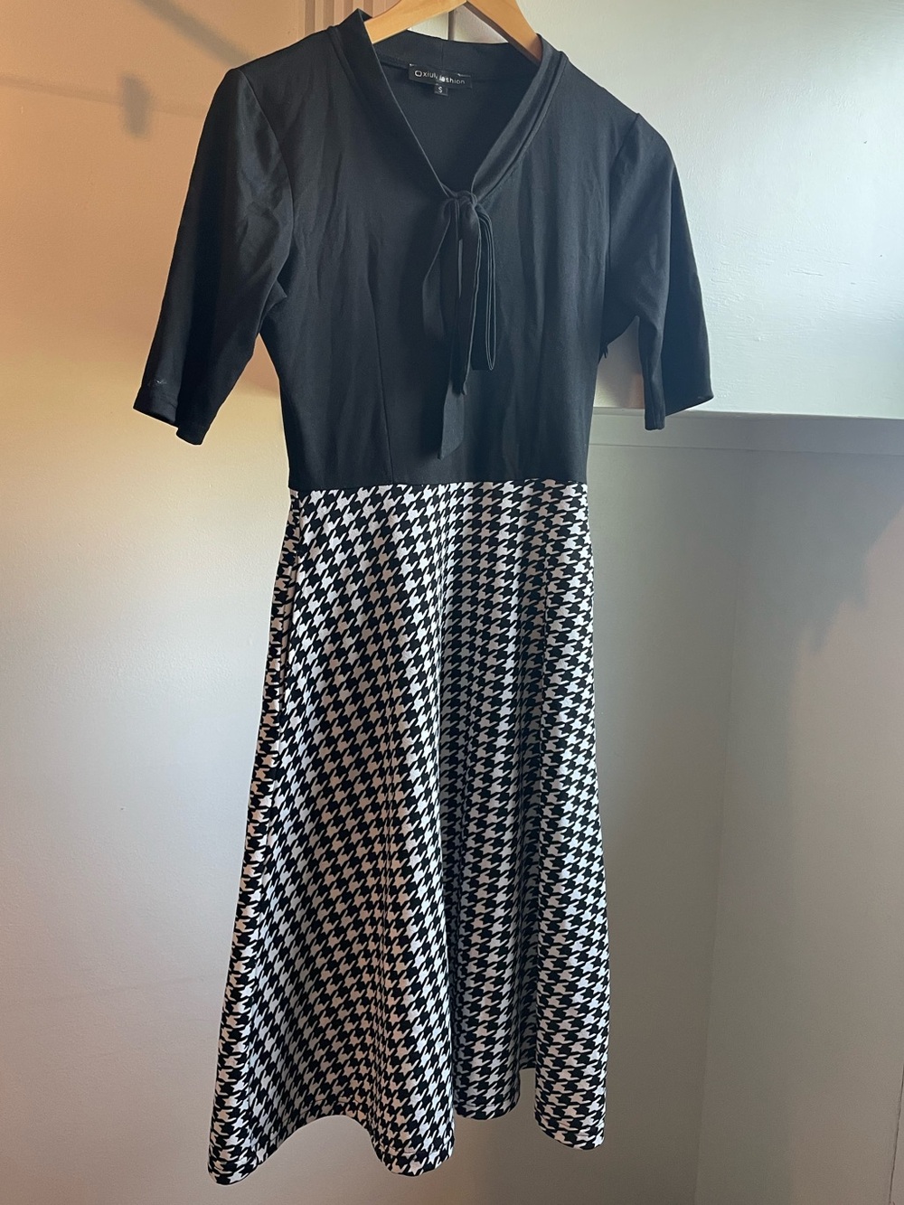Classic Black & White Houndstooth Midi Dress with Tie Neck